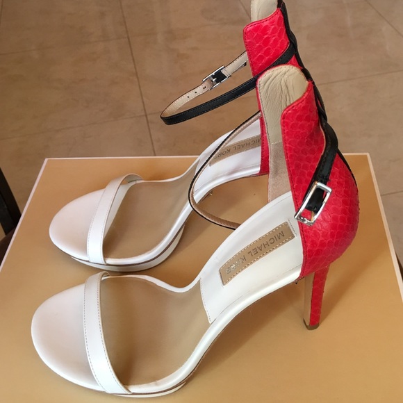 COPY - Sandals - Picture 1 of 3